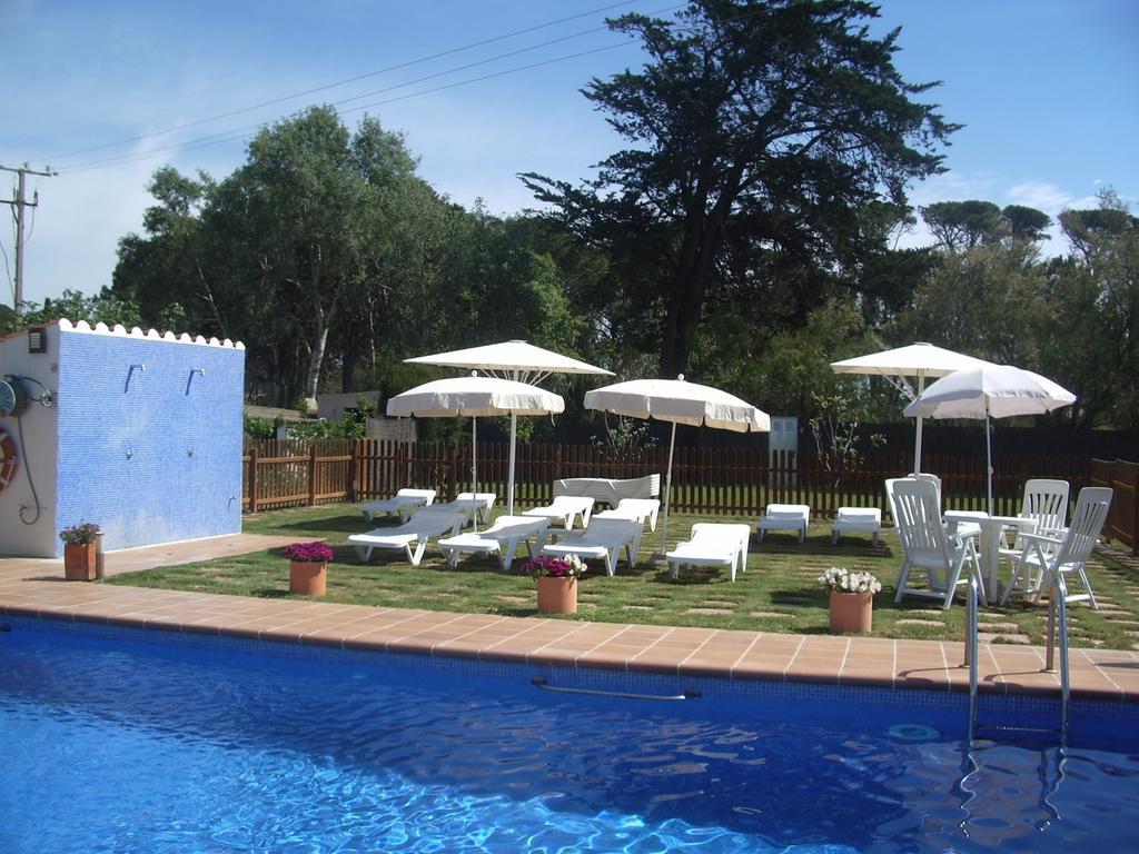 Studios Coll, Terrace & Pool Сан-Марті-д'Емпурієс Екстер'єр фото